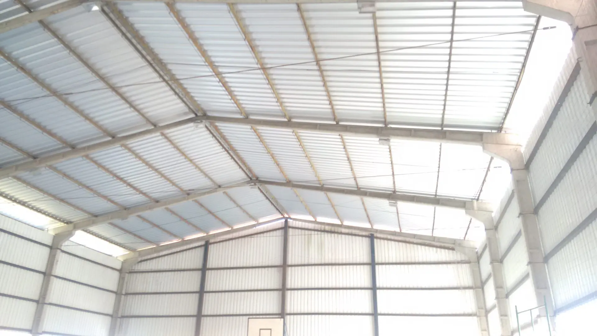 engeba-engenharia-pre-moldados-projeto-pilar-do-sul-sp-interior-obra-bndes-construçao-edificio-multipavimento-cobertura-fechamento-fundaçao-pre-fabricado-edificio-garagem-infraestrutura-industrial-terca-concreto-viga-t-cobertura-calha-escada-laje-estrutura-COBERTURA DE QUADRA POLIESPORTIVA (1)